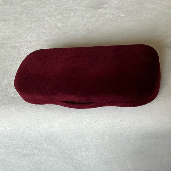 GUCCI VELVET SUNGLASSES CASE - Picture 8 of 10